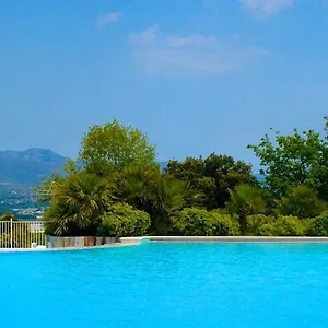 - Domaine Du Golf Appartement